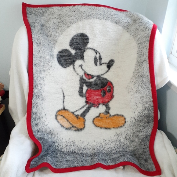 Mickey Mouse Biederlack kids toddler baby blanket nursery bedding - Picture 1 of 6